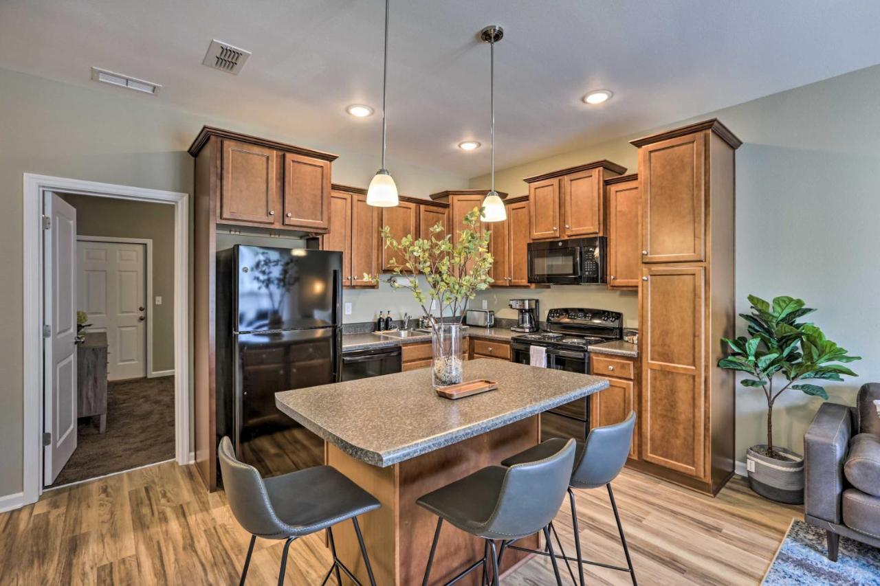 Ideally Located And Elegant Condo With Balcony! Tallahassee Eksteriør billede