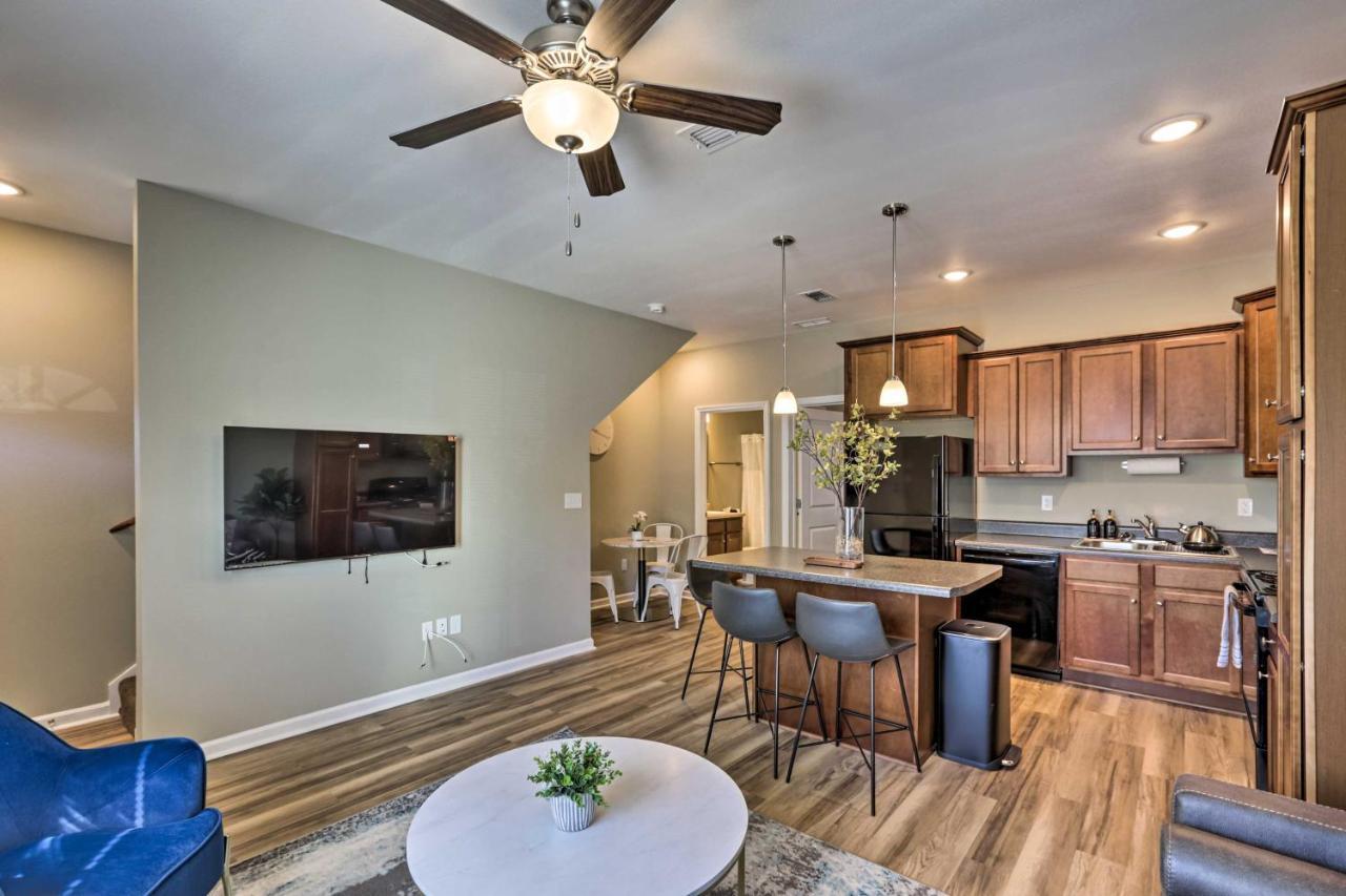 Ideally Located And Elegant Condo With Balcony! Tallahassee Eksteriør billede